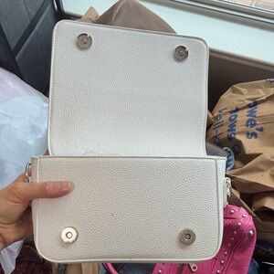 Elegant White Leather Shoulder Bag